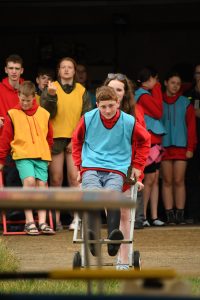 Trolley transportation in the obstacle course for blue team